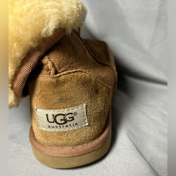 UGG Women's Pull On Sheepskin Warm Classic Tall II Boot Size 7 - Picture 2 of 6